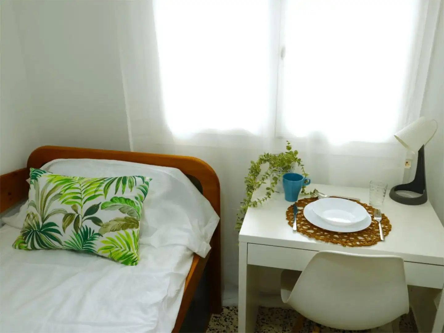 Room in Carrer Polo de Bernabé, 32, Piscinas Room in Carrer Polo de Bernabé, 32, Piscinas