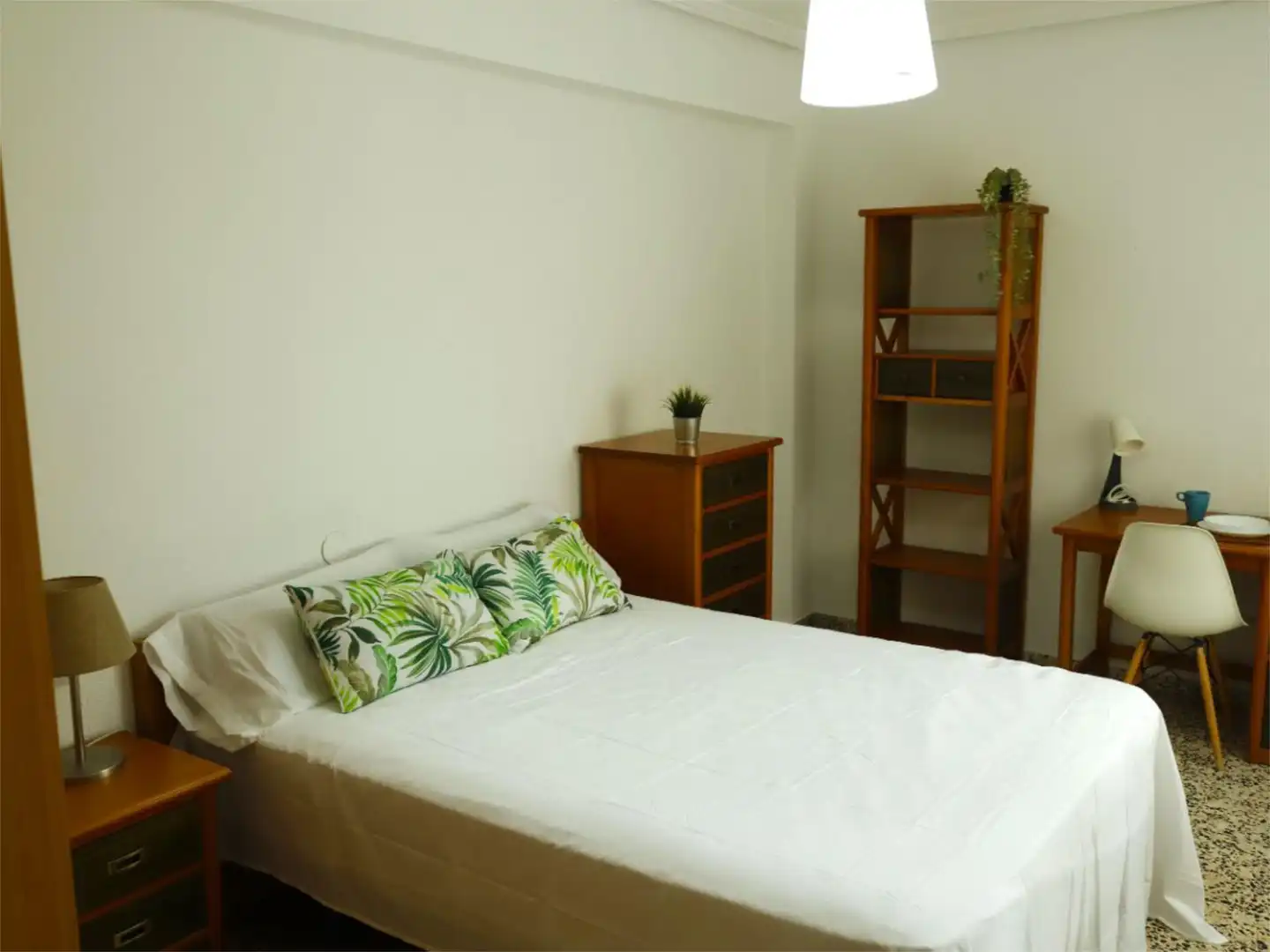 Room in Carrer Polo de Bernabé, 32, Piscinas Room in Carrer Polo de Bernabé, 32, Piscinas