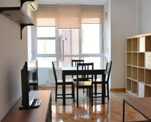 Dining room of Flat to rent in  Madrid Capital  with Air Conditioner and Terrace