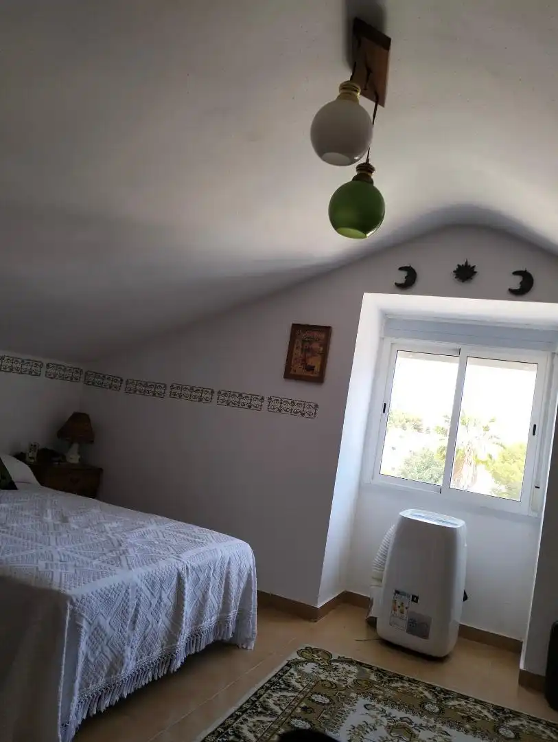 Habitació a Avinguda Novelda, 14, Bellavista - Capiscol - Frank Espinós Habitació a Avinguda Novelda, 14, Bellavista - Capiscol - Frank Espinós