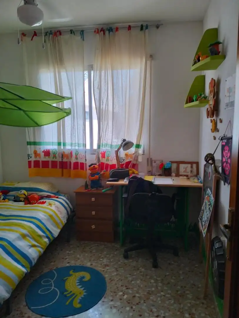 Habitació a Avinguda Novelda, 14, Bellavista - Capiscol - Frank Espinós Habitació a Avinguda Novelda, 14, Bellavista - Capiscol - Frank Espinós
