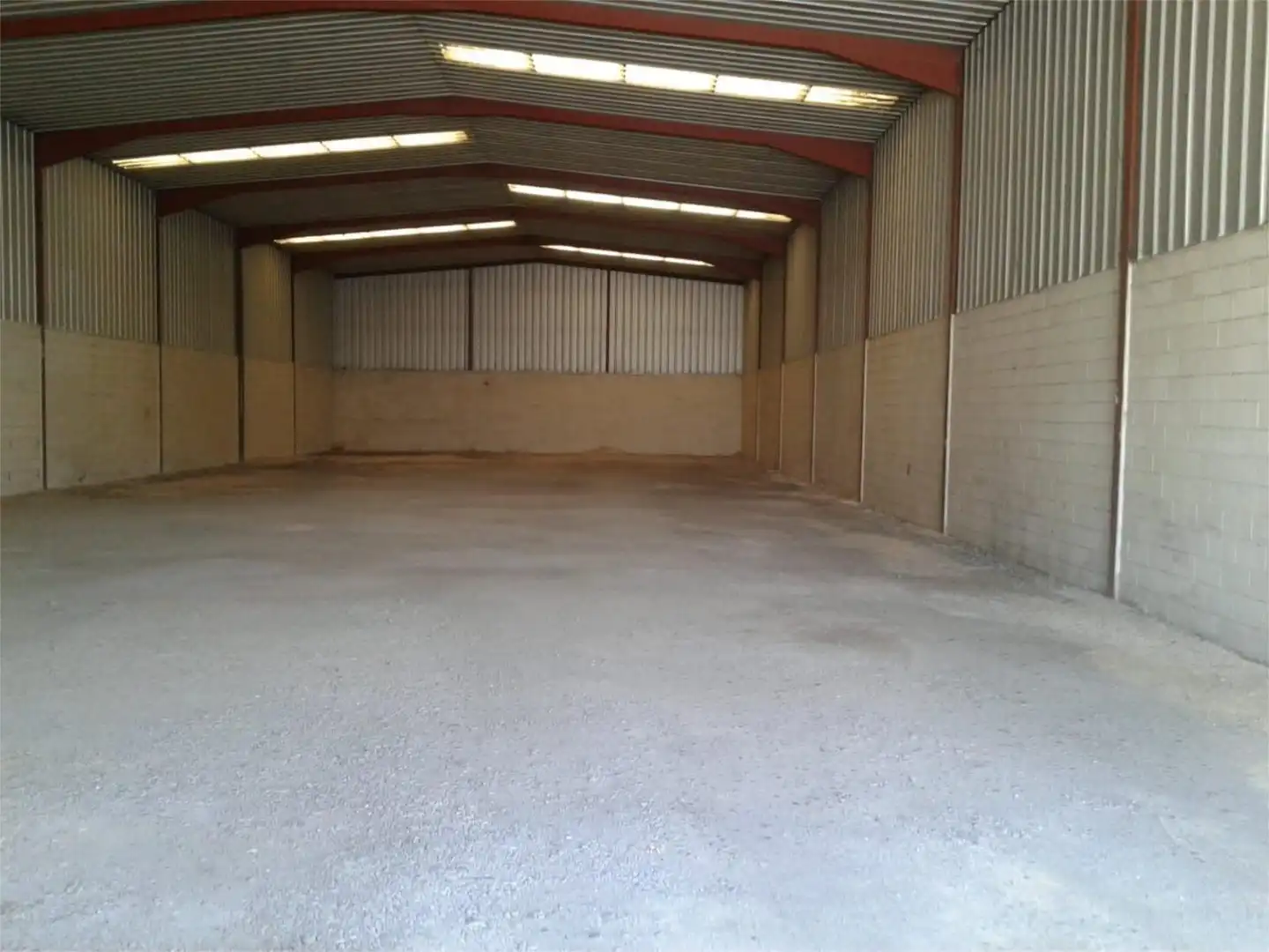 Nau industrial en venda en Venta de Baños