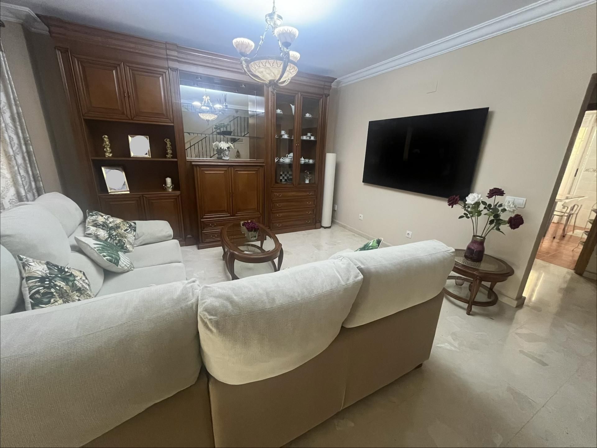 Single-family semi-detached for sale in Camino Viejo de Isso, 12, Hellín Living room of Single-family semi-detached for sale in Hellín with Air Conditioner, Heating and Terrace