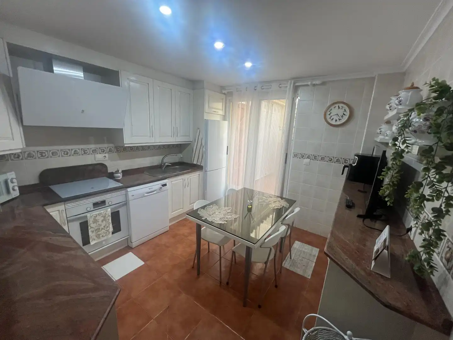 Cocina de Casa adosada en venta en Hellín con Aire acondicionado, Terraza y Balcón