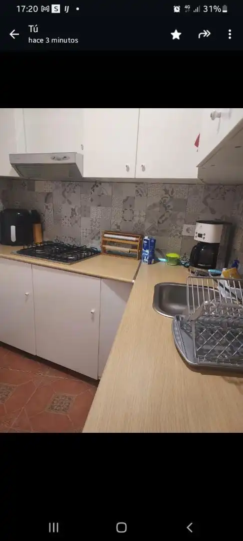 Cuina de Casa adosada en venda en Aldeanueva de San Bartolomé amb Aire condicionat i Microones