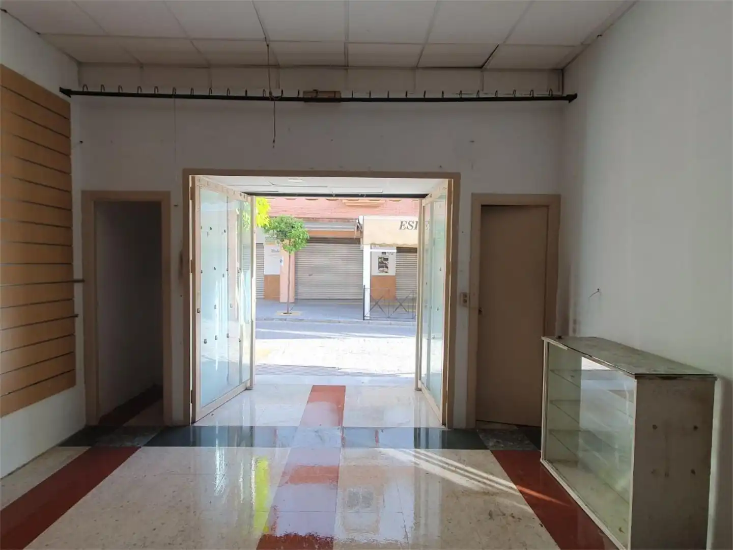 Local de alquiler en Calle Juan Carlos I, 16, Sanlúcar la Mayor Local de alquiler en Calle Juan Carlos I, 16, Sanlúcar la Mayor