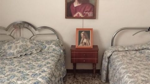 Foto 2 de Casa adosada en venta en Calle Cuadrante, 7, Medellín, Badajoz