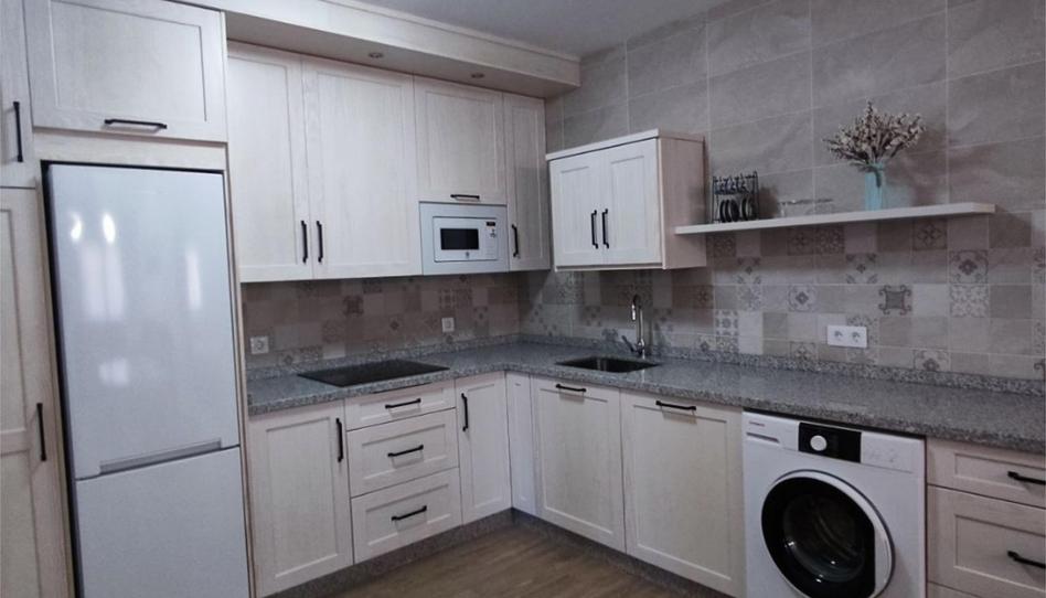 Flat for sale in Calle Larga, 16, Caminomorisco, Cáceres - image 1 Photo 1 of Flat for sale in Calle Larga, 16, Caminomorisco, Cáceres