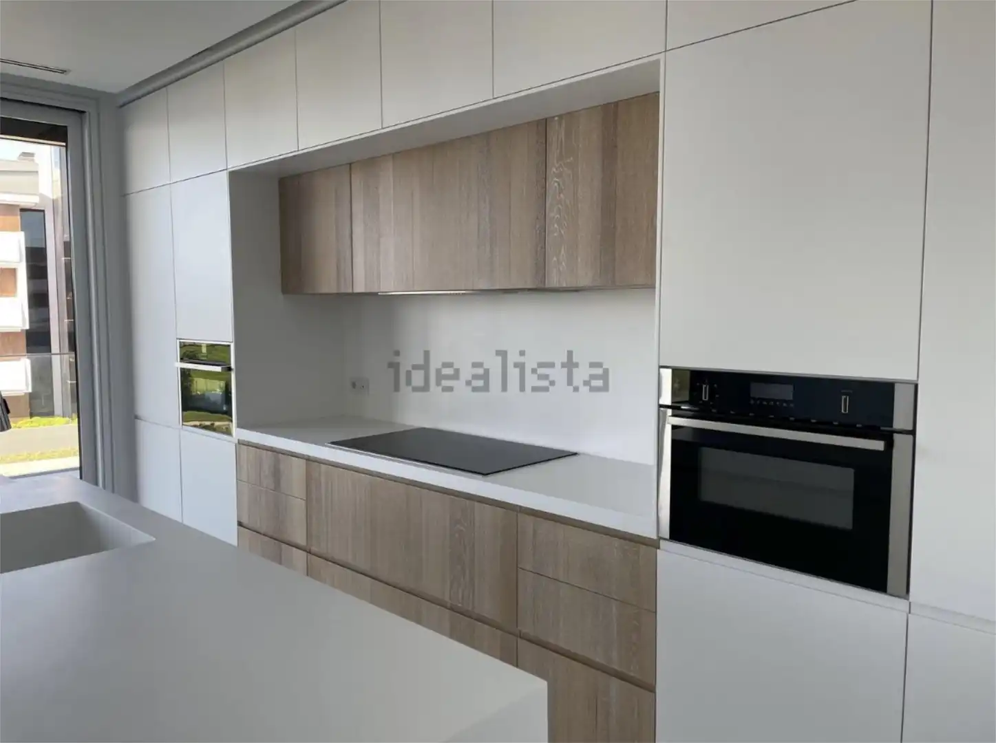 Flat for rent in Avenida de Luis García Cereceda, 5, Prado de Somoaguas Kitchen of Flat for rent in Pozuelo de Alarcón with Air Conditioner, Heating and Terrace