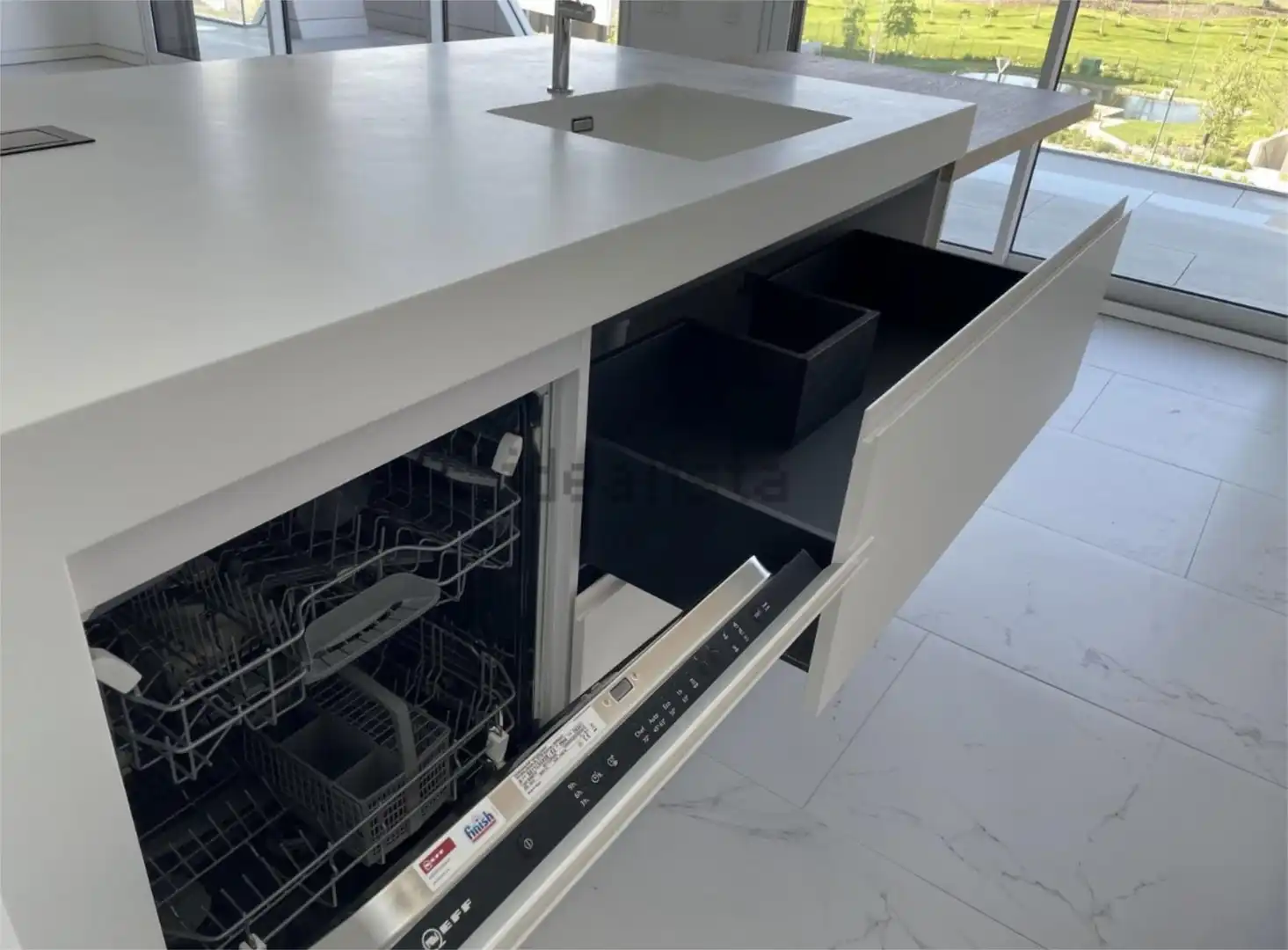 Flat for rent in Avenida de Luis García Cereceda, 5, Prado de Somoaguas Kitchen of Flat for rent in Pozuelo de Alarcón with Air Conditioner, Heating and Terrace