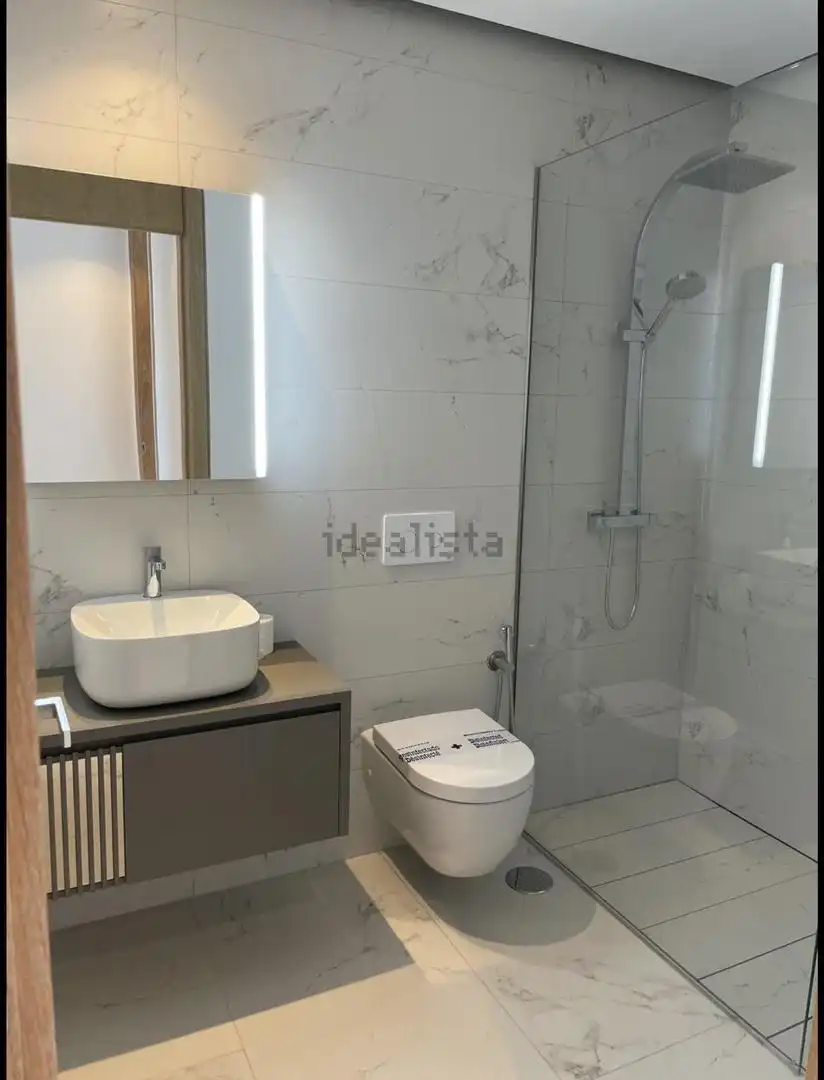 Flat for rent in Avenida de Luis García Cereceda, 5, Prado de Somoaguas Bathroom of Flat for rent in Pozuelo de Alarcón with Air Conditioner, Heating and Terrace