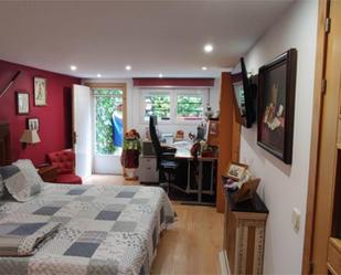 Bedroom of Single-family semi-detached for sale in Majadahonda  with Air Conditioner, Terrace and Swimming Pool