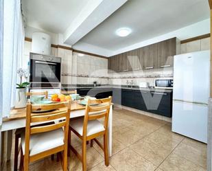 Kitchen of Flat for sale in  Santa Cruz de Tenerife Capital