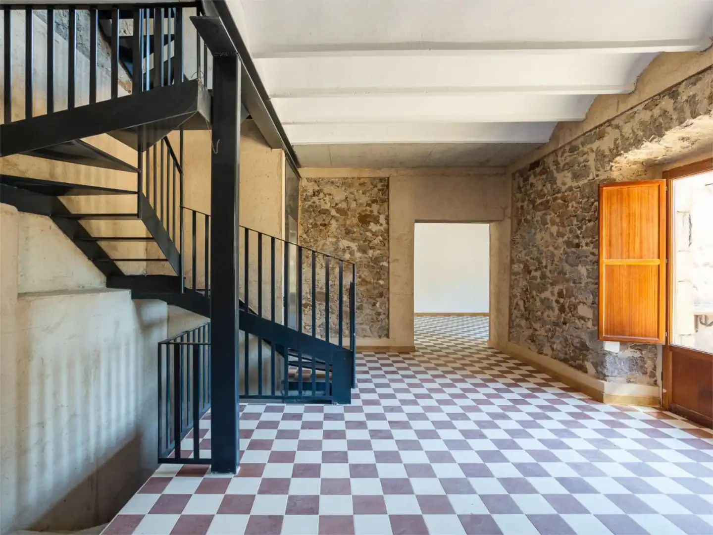 Finca rústica en venta en Plaça St Iscle, 1, Serra de Daró Finca rústica en venta en Serra de Daró con Jardín privado
