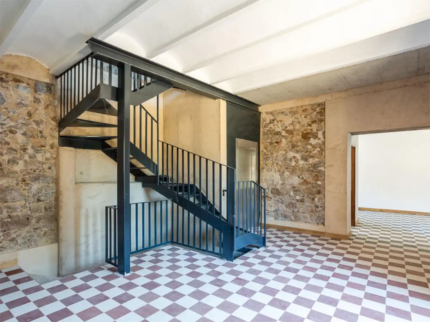 Finca rústica en venta en Plaça St Iscle, 1, Serra de Daró Finca rústica en venta en Serra de Daró con Jardín privado