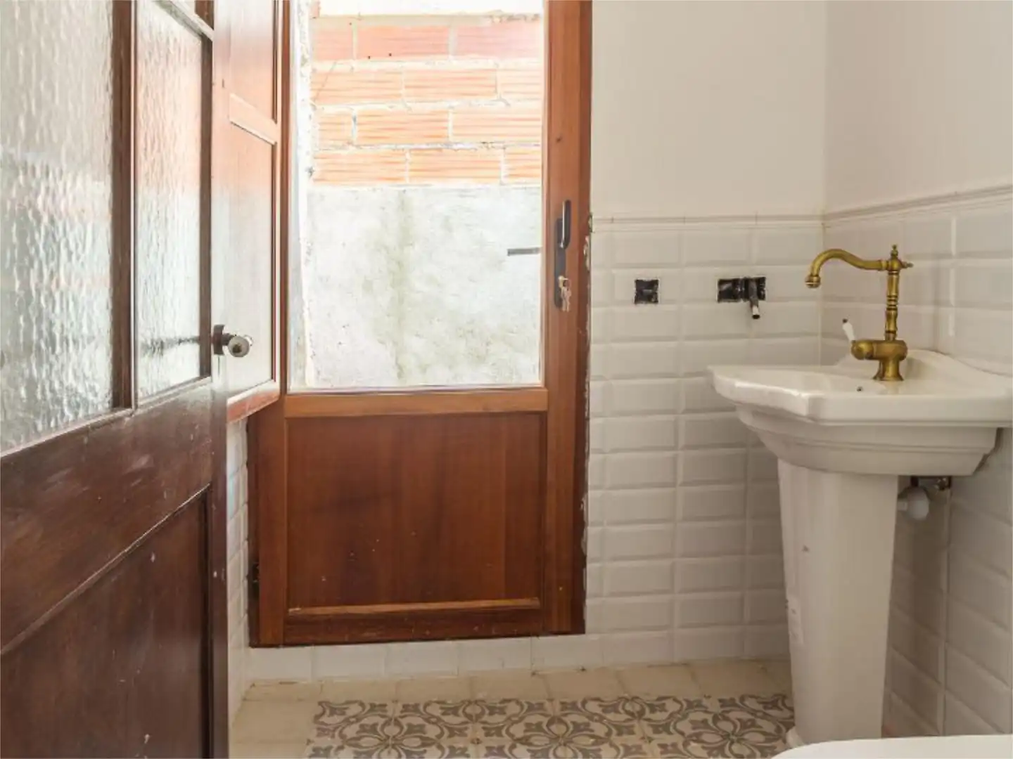 Finca rústica en venta en Plaça St Iscle, 1, Serra de Daró Baño de Finca rústica en venta en Serra de Daró con Jardín privado