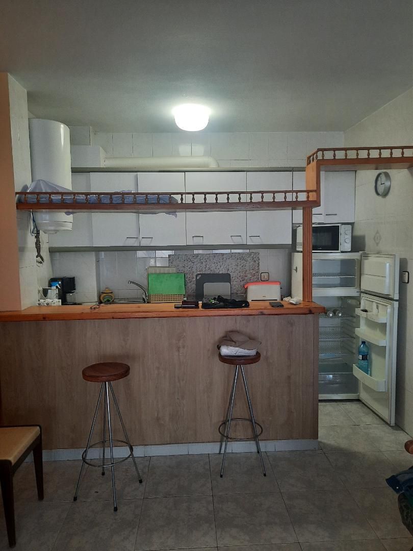 Kitchen of Flat for sale in Los Alcázares  with Air Conditioner, Oven and Washing machine