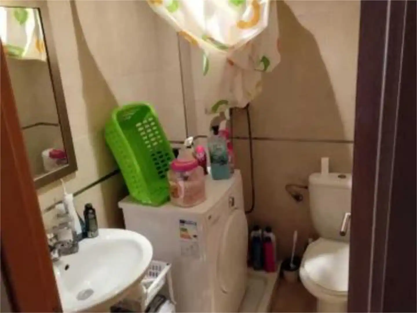 Baño de Piso en venta en La Unión con Terraza