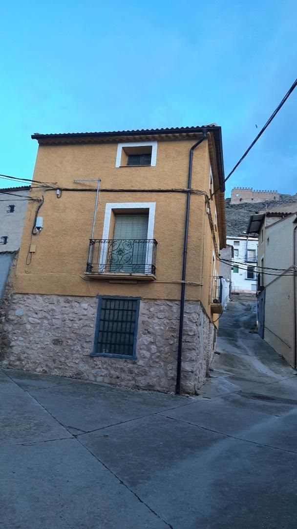 Vista exterior de Casa adosada en venda en Cihuela amb Moblat, Rentadora i TV