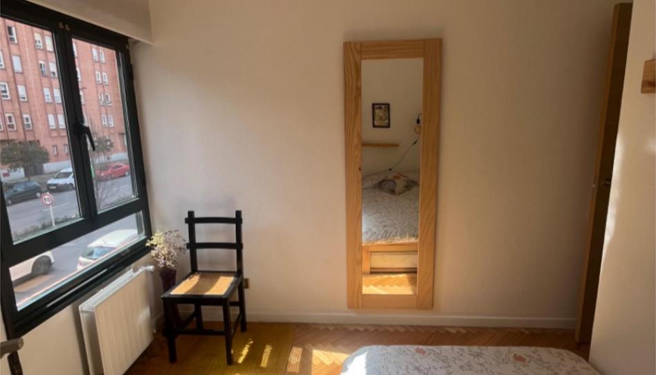 Pis per a compartir a Avenida de Portugal, 72, El Polígono, Asturias - imatge 1 Foto 1 de Pis per a compartir a Avenida de Portugal, 72, El Polígono, Asturias