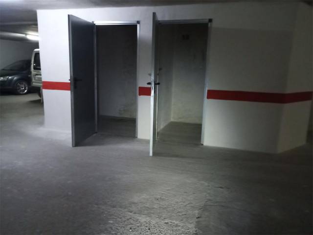 Trastero en Alquiler en Carrer de Gómez Ferrer, 67d en Centro - Casco antiguo