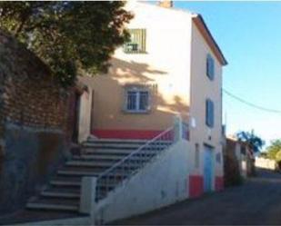 Vista exterior de Casa o xalet en venda en Aguarón amb Terrassa i Piscina