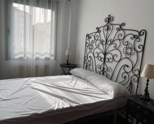 Bedroom of Flat for sale in Oviedo 