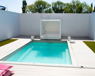 Piscina de Casa adosada en venda en Beriáin amb Piscina i Balcó