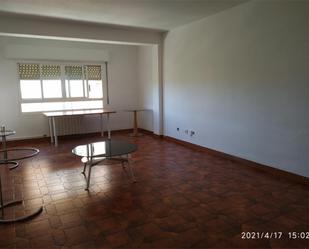 Living room of Flat for sale in Talavera de la Reina  with Heating, Terrace and Storage room