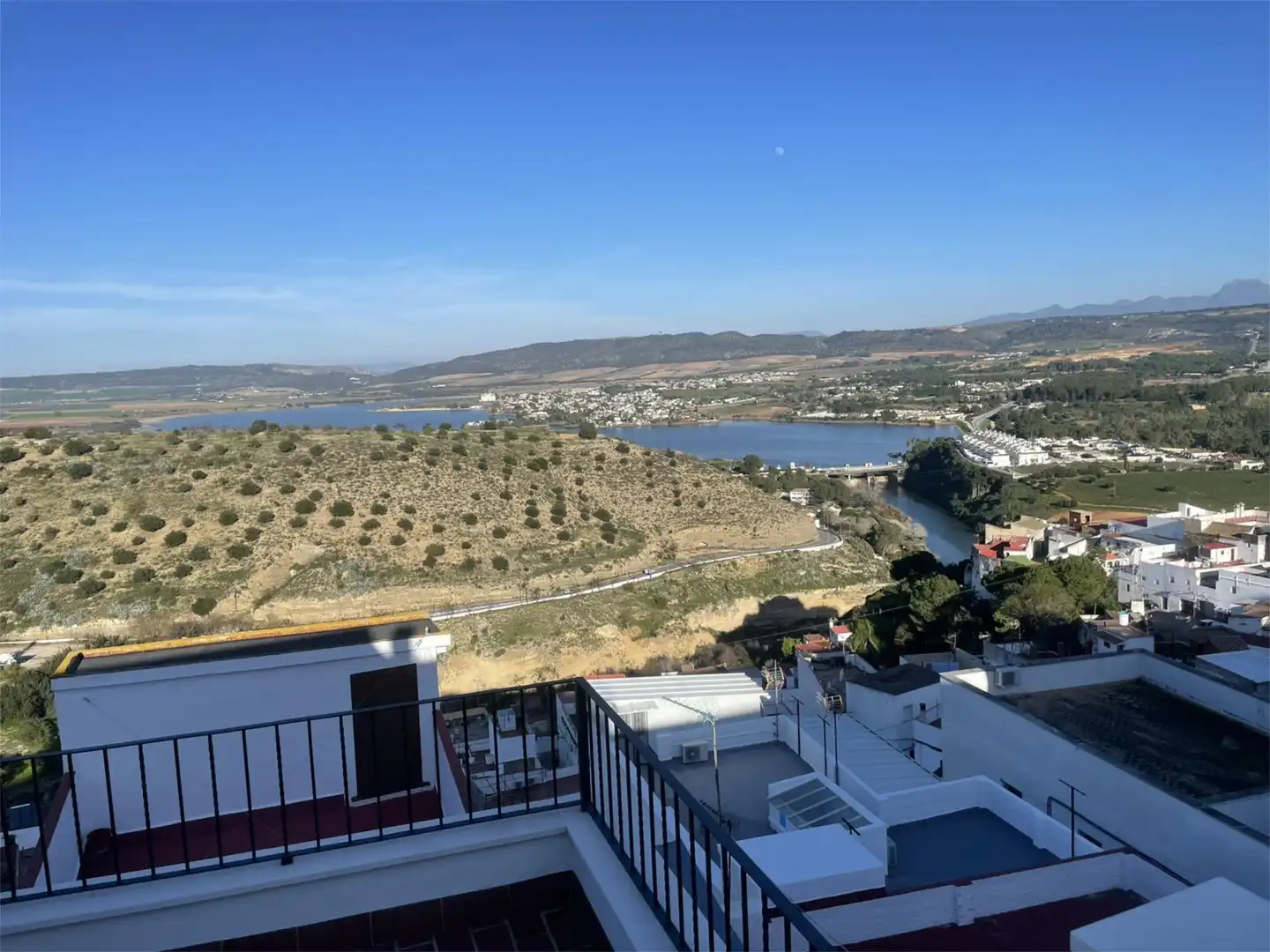 Vista exterior de Apartamento en venta en Arcos de la Frontera con Aire acondicionado, Calefacción y Terraza