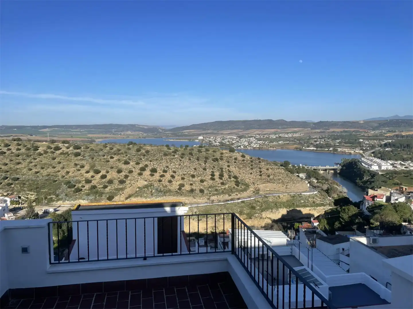 Vista exterior de Apartamento en venta en Arcos de la Frontera con Aire acondicionado, Calefacción y Terraza