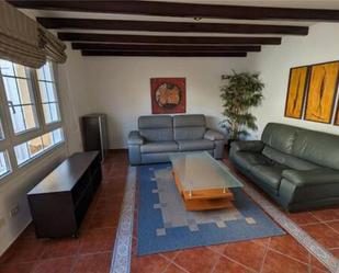Casa adosada de lloguer a Marzagán - Los Hoyos - La Montañeta