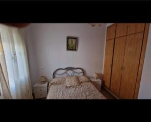 Dormitori de Pis en venda en Fresnedoso de Ibor amb Aire condicionat, Terrassa i Balcó