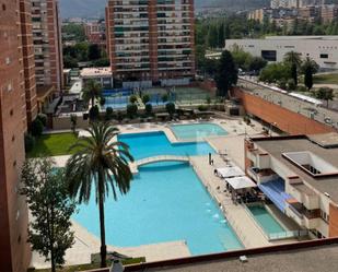 Swimming pool of Garage for sale in  Barcelona Capital