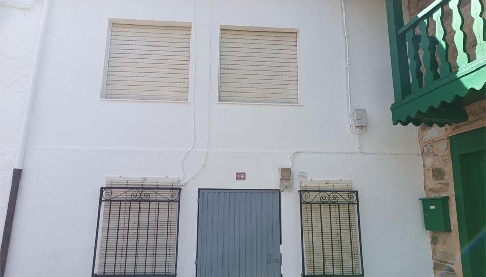 Casa adosada en venta en Calle la Iglesia, 14a, Brazuelo, León - imagen 1 Foto 1 de Casa adosada en venta en Calle la Iglesia, 14a, Brazuelo, León