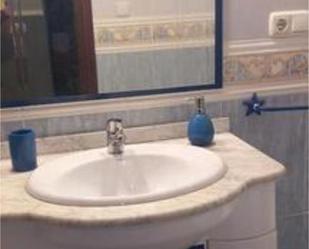 Bathroom of Flat to rent in La Llosa de Ranes