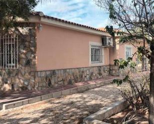 Exterior view of Single-family semi-detached for sale in Alicante / Alacant  with Terrace and Swimming Pool
