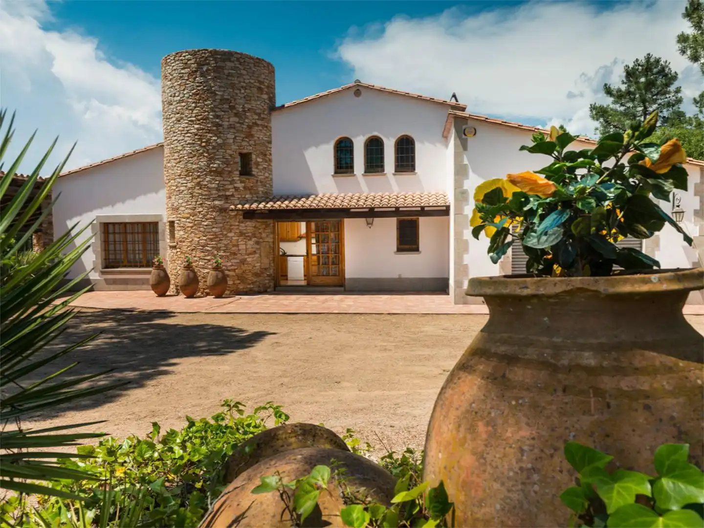 Finca rústica en venta en Carrer Església, 2, Llambilles Finca rústica en venta en Carrer Església, 2, Llambilles