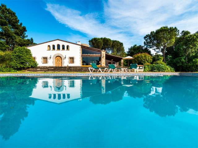 Finca rústica en Alquiler en Carrer Església, 2 en Llambilles