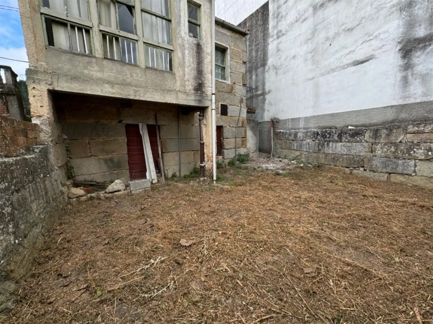 Flat for sale in Estrada Vigo-Pino, 62, San Rosendo Flat for sale in Ourense Capital with Private garden
