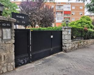 Exterior view of Flat for sale in  Madrid Capital  with Swimming Pool