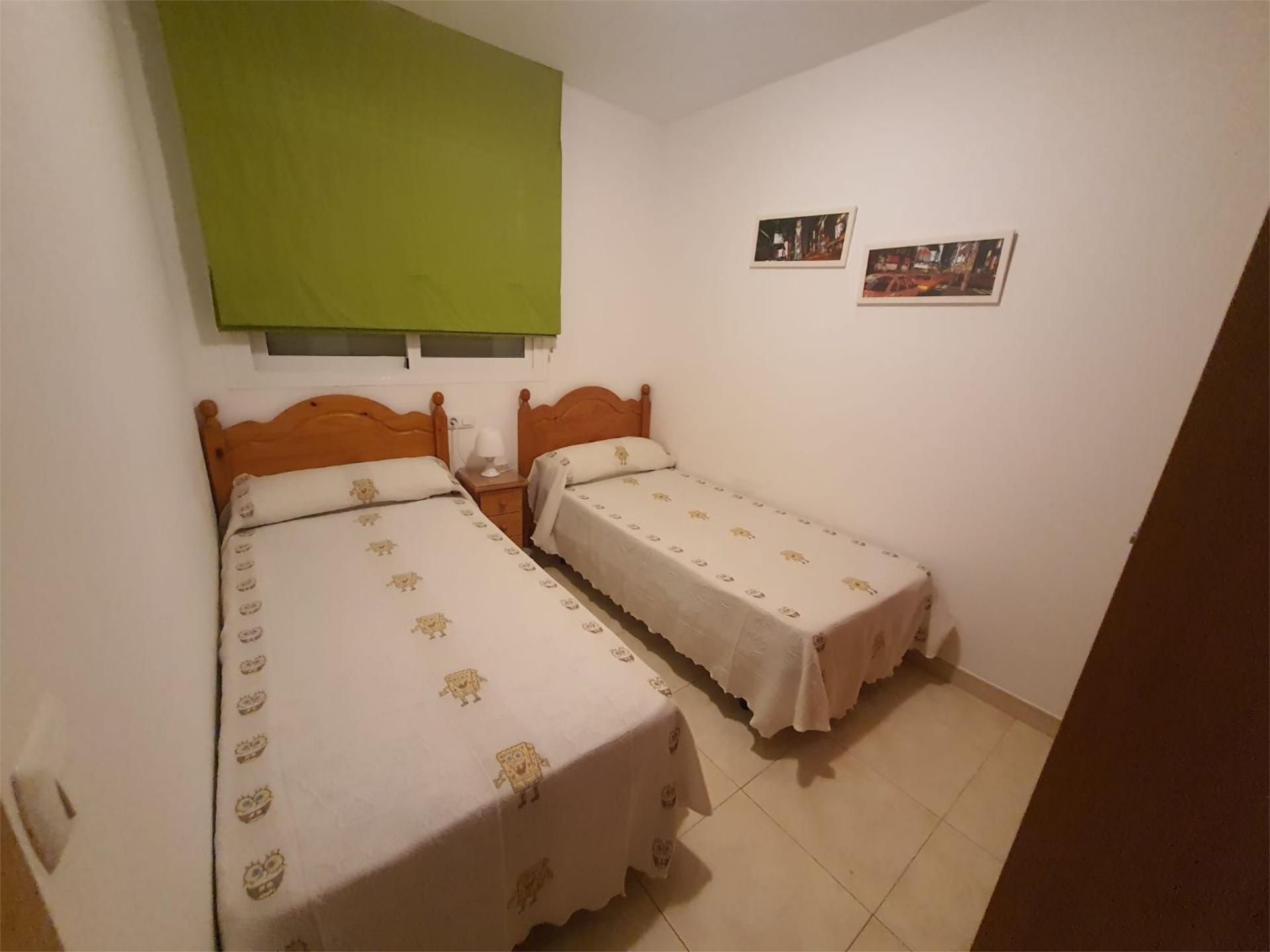 Bedroom of Apartment to rent in Oropesa del Mar / Orpesa  with Air Conditioner, Terrace and Swimming Pool