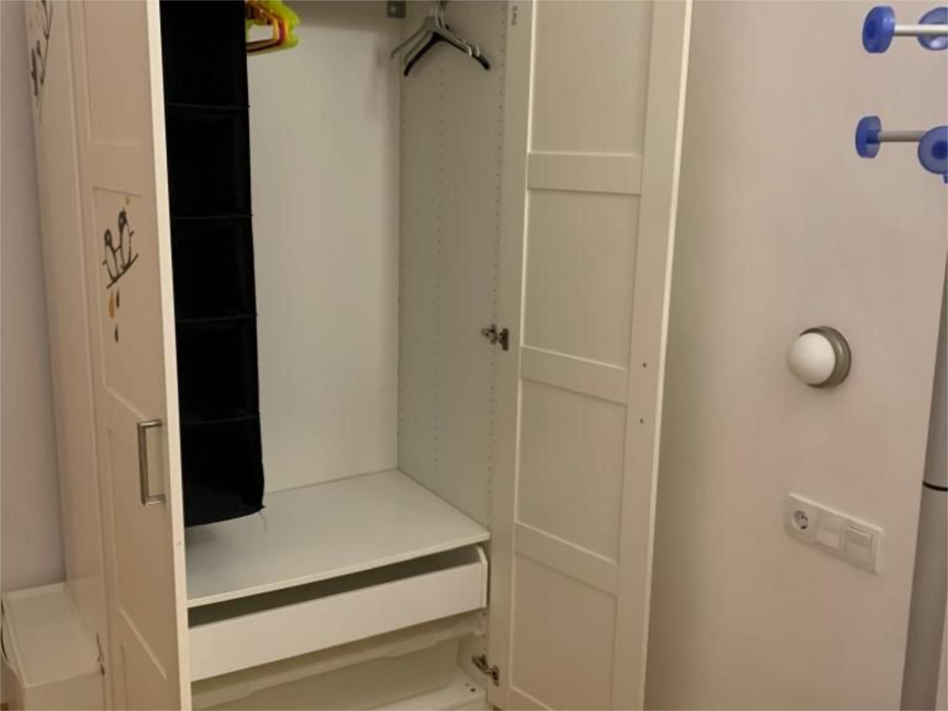 Bedroom of Flat to share in  Murcia Capital  with Air Conditioner, Parquet flooring and Furnished