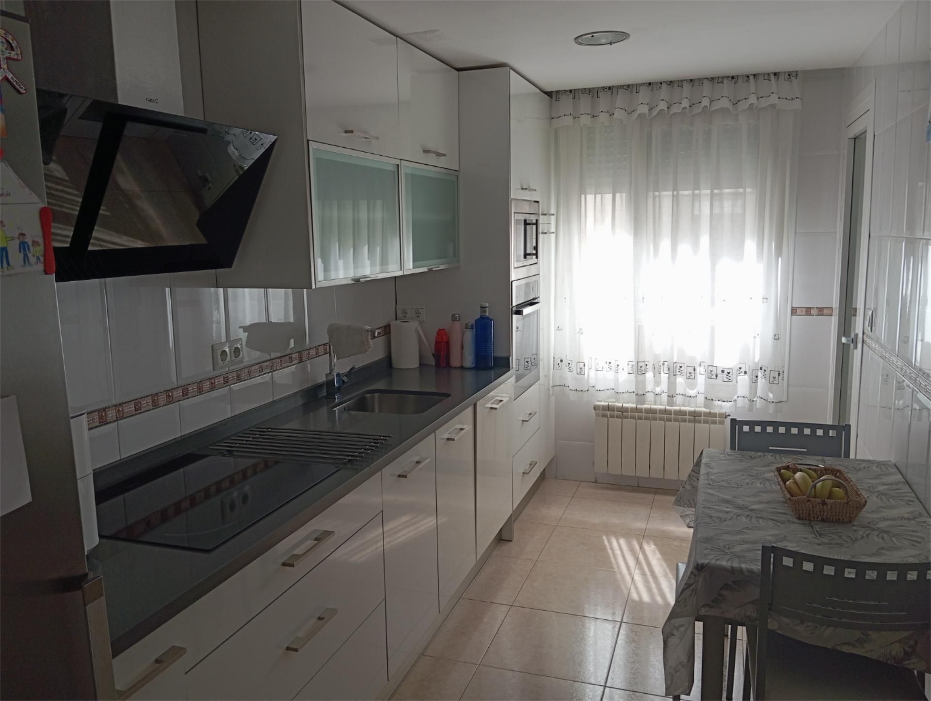 Kitchen of Flat for sale in Villalobón