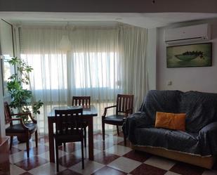 Living room of Study to rent in Vélez-Málaga  with Air Conditioner and Swimming Pool