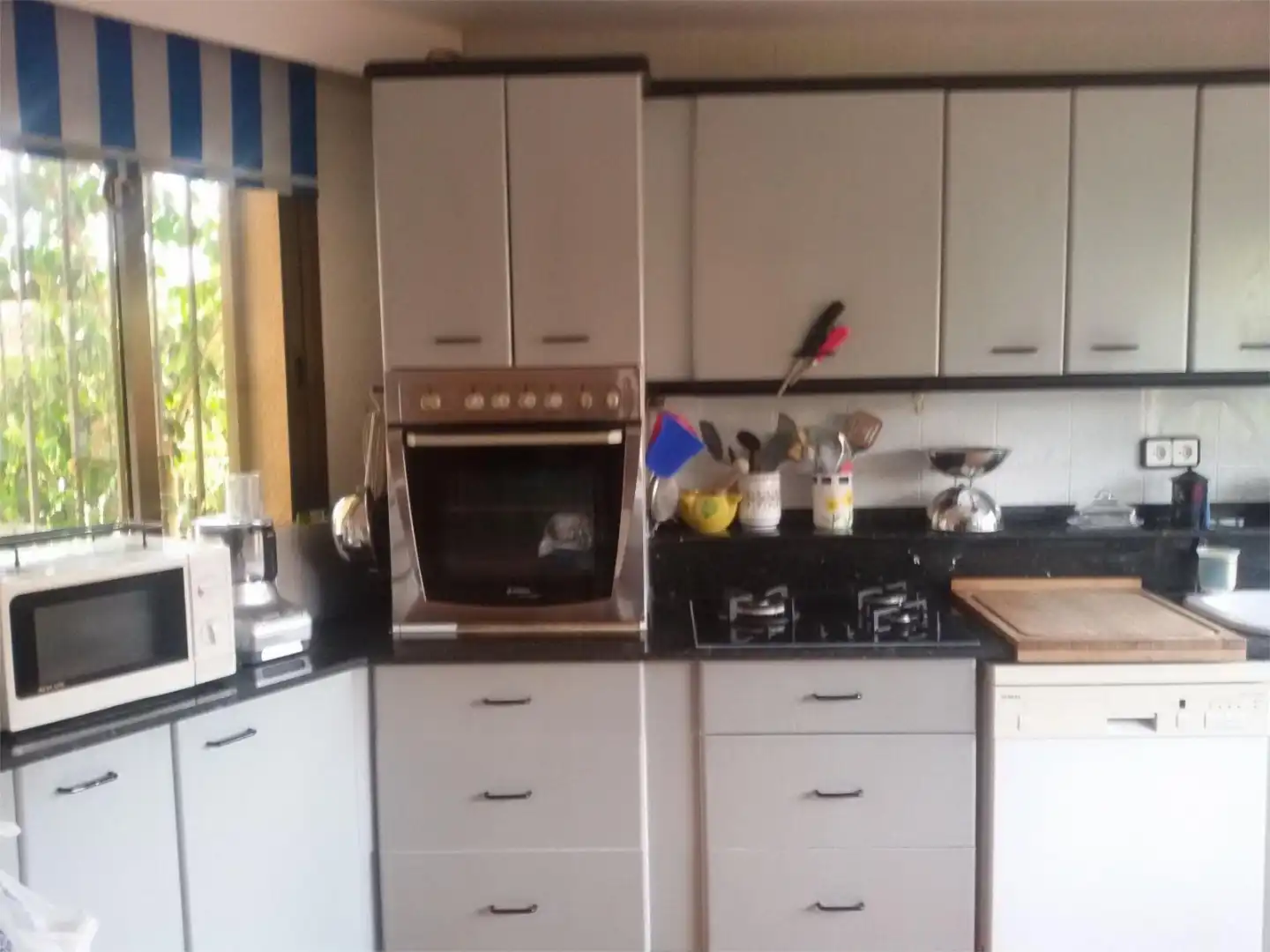 Houses for sale in Carrer Montecarlo, 18, Vilafortuny Kitchen of Houses for sale in Cambrils with Air Conditioner, Terrace and Swimming Pool
