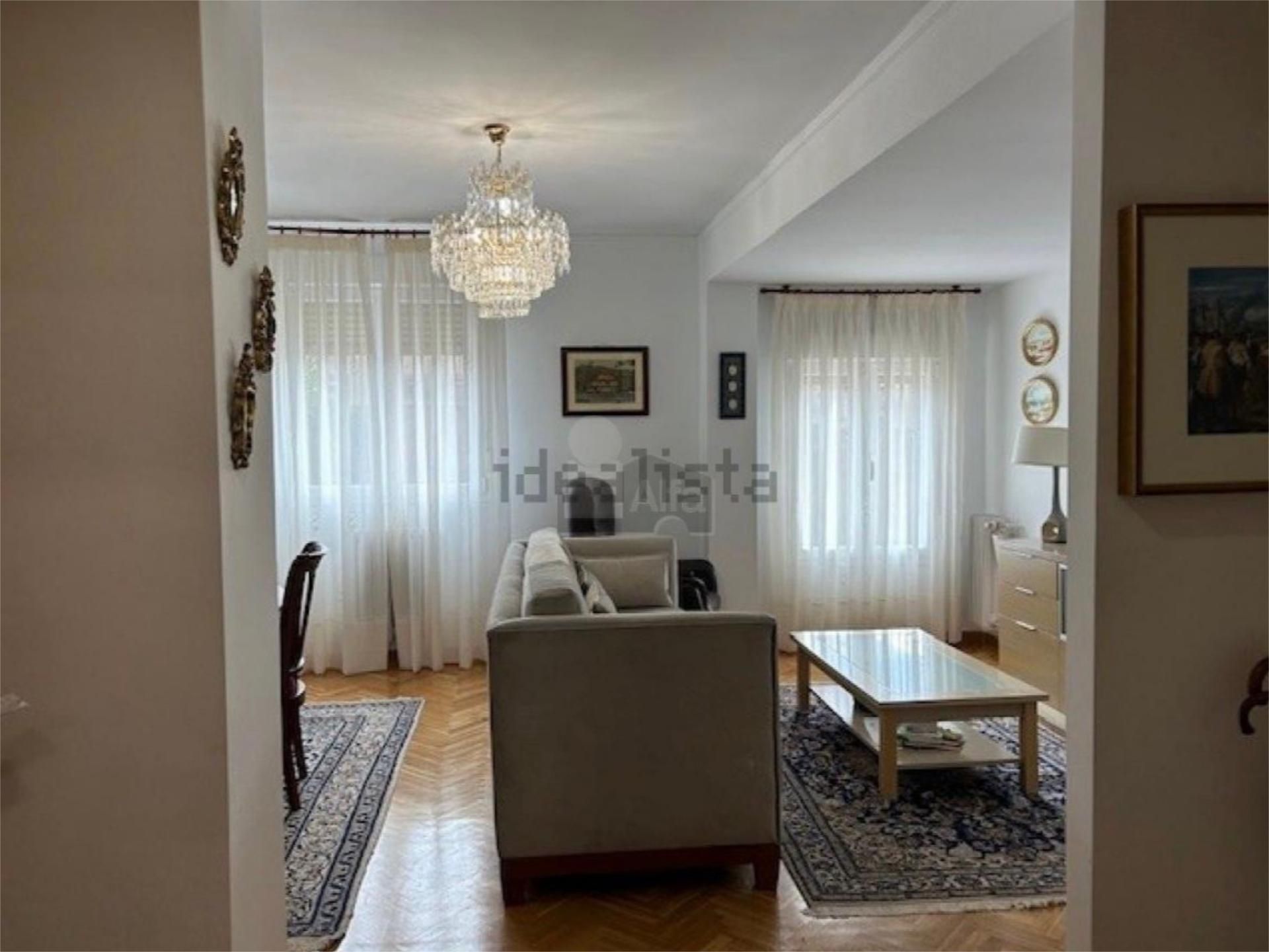 Living room of Flat for sale in Segovia Capital  with Heating and Parquet flooring