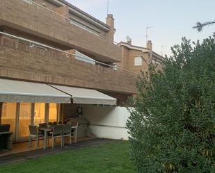 Jardí de Casa adosada en venda en Sant Quirze del Vallès amb Aire condicionat i Balcó