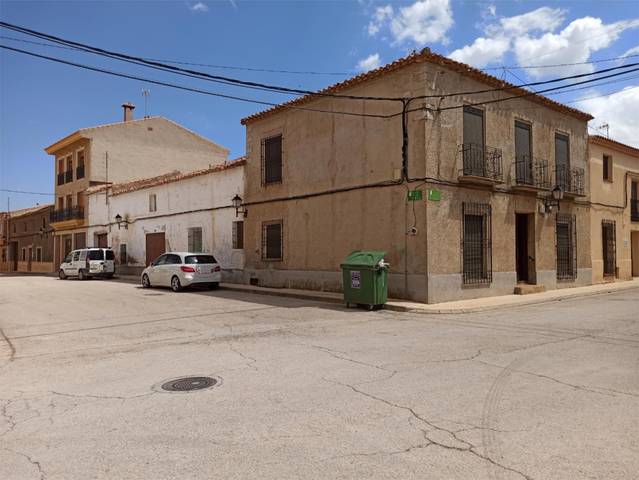 Casa adosada en Venta en Calle Mayor, 27 en Pozuelo (Albacete)