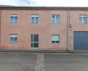 Exterior view of Single-family semi-detached for sale in Corbillos de los Oteros